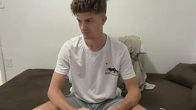 Snapshot of greekmythics chatting on 04.03.26 greekmythics online show from 04.03.26