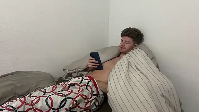 Snapshot of greekmythics chatting on 04.09.26 greekmythics online show from 04.09.26