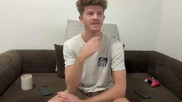 Snapshot of greekmythics chatting on 04.13.26 greekmythics online show from 04.13.26