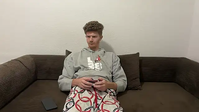 Snapshot of greekmythics chatting on 04.15.26 greekmythics online show from 04.15.26