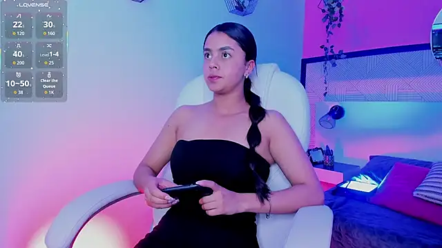 Bella walker  online show from 02.05.26