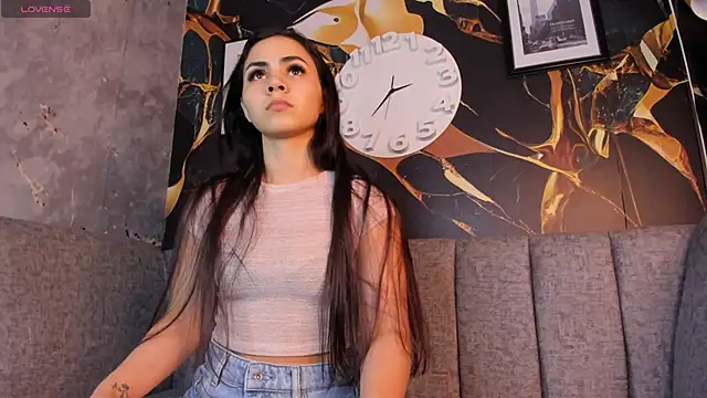 Natty roberts  online show from 02.28.25