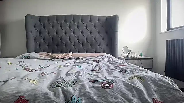 eatmypie69 online show from 11.28.25