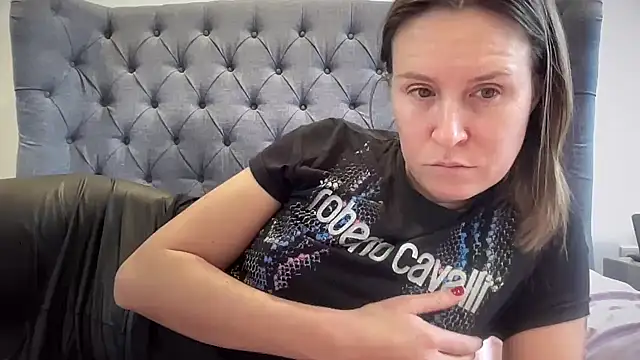 eatmypie69 online show from 12.18.25