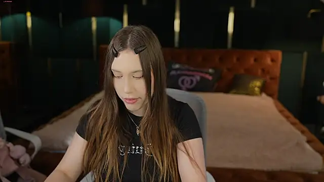 Snapshot of Euphoriia_sea chatting on 09.11.25 Euphoriia sea online show from 09.11.25