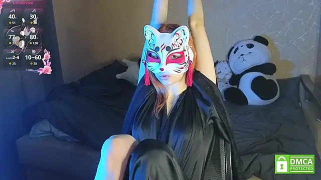 Snapshot of YumikoMori chatting on 12.20.25 YumikoMori online show from 12.20.25