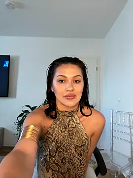 YoungHotMilf97 online show from 11.03.25