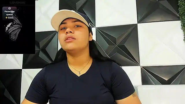 Snapshot of melany_rouse18 chatting on 06.20.26 melany rouse18 online show from 06.20.26