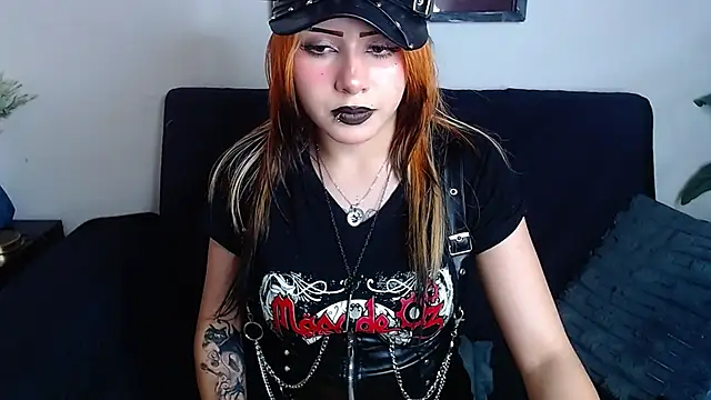 Snapshot of fyreandfox_ chatting on 06.05.26 fyreandfox online show from 06.05.26