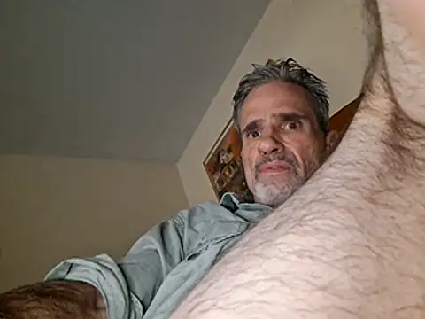 Snapshot of Billgreen69 chatting on 05.26.26 Billgreen69 online show from 05.26.26