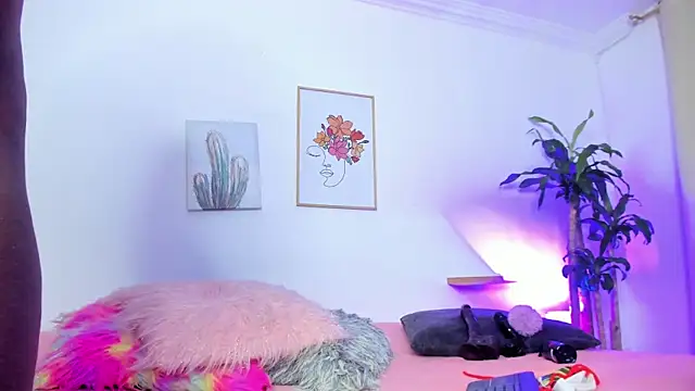 naomy 68 online show from 03.19.25