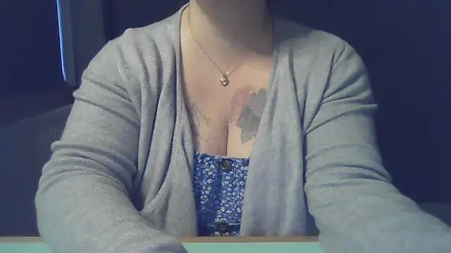 Snapshot of sizha6 chatting on 04.22.26 sizha6 online show from 04.22.26