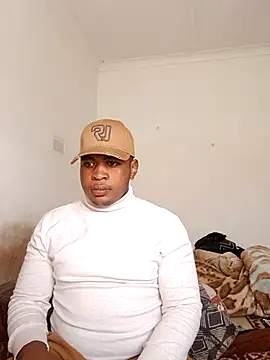 Snapshot of bosszonke123 chatting on 04.19.26 bosszonke123 online show from 04.19.26