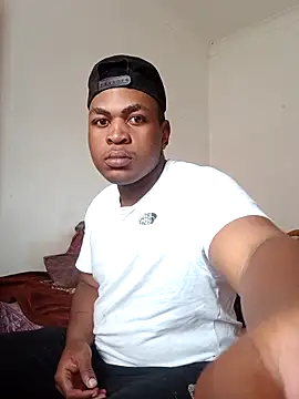 Snapshot of bosszonke123 chatting on 04.25.26 bosszonke123 online show from 04.25.26