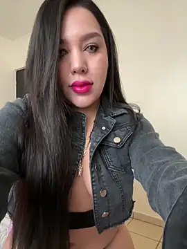 Snapshot of Annajdr chatting on 02.27.25 Annajdr online show from 02.27.25