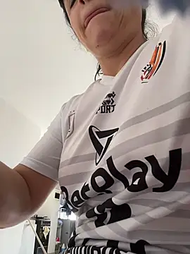 Skay Hot online show from 11.13.25