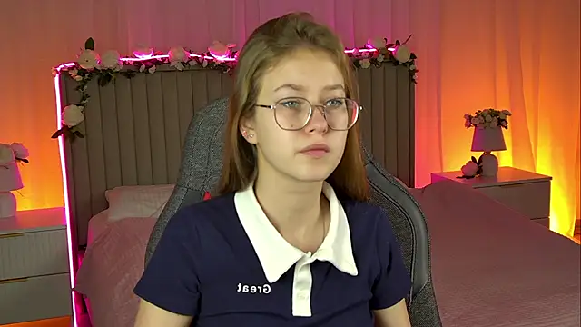 EveMundie online show from 10.23.25