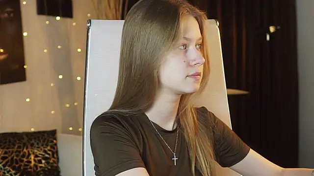 EveMundie online show from 04.13.26