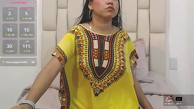 Snapshot of triptikhushi chatting on 02.27.25 triptikhushi online show from 02.27.25