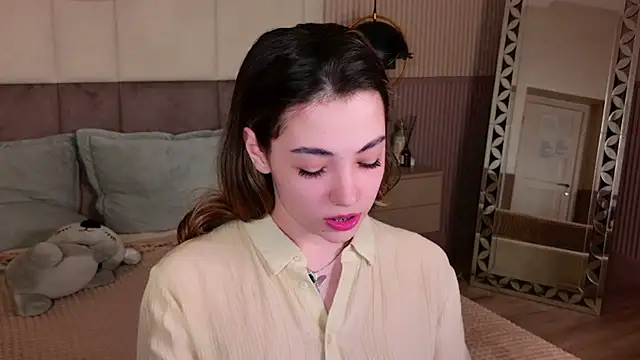 Snapshot of Alice_Deleon chatting on 02.27.25 Alice Deleon online show from 02.27.25
