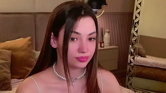 Snapshot of Alice_Deleon chatting on 03.19.25 Alice Deleon online show from 03.19.25