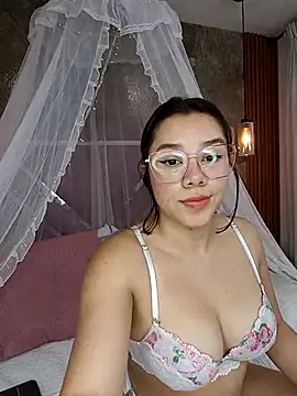 EmmaSulivan online show from 02.21.25