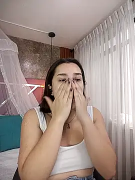 EmmaSulivan online show from 09.26.25