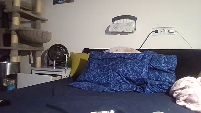 Snapshot of Miss_candymandy chatting on 10.16.25 Miss candymandy online show from 10.16.25