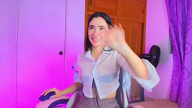 Peach Rose  online show from 03.17.25