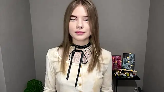 CarolinePepper online show from 03.08.25