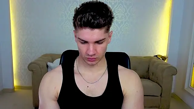 Snapshot of MaxKaiden chatting on 04.26.26 MaxKaiden online show from 04.26.26