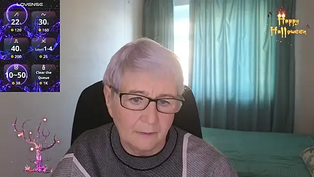 Snapshot of Sandra_Snowflake chatting on 11.03.25 Sandra Snowflake online show from 11.03.25