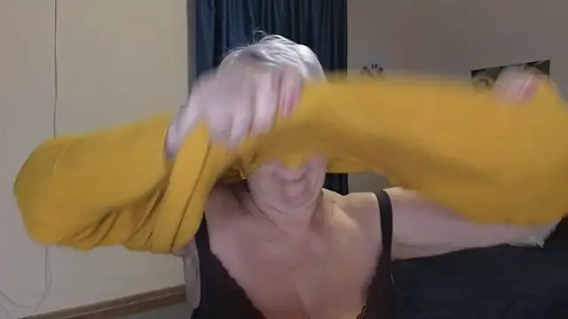 Snapshot of Sandra_Snowflake chatting on 11.07.25 Sandra Snowflake online show from 11.07.25