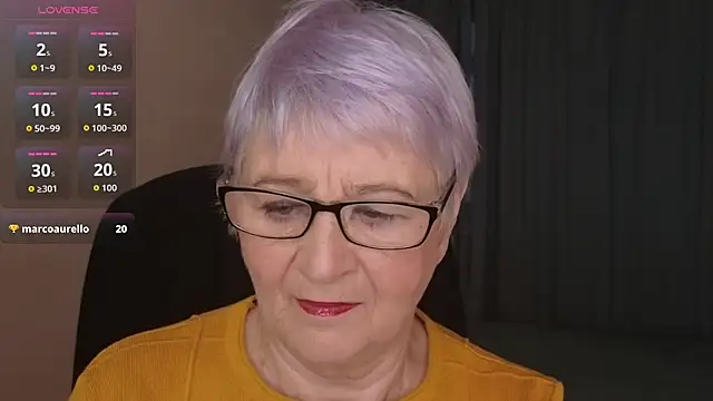 Snapshot of Sandra_Snowflake chatting on 12.02.25 Sandra Snowflake online show from 12.02.25