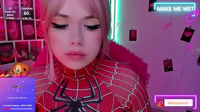 Sparkle Mona online show from 03.06.25