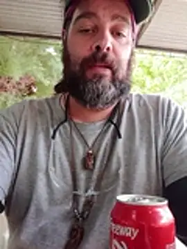 Snapshot of serpensy chatting on 06.18.26 serpensy online show from 06.18.26