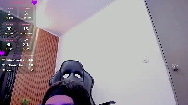 Snapshot of katia_foxxx_ chatting on 03.01.25 katia foxxx online show from 03.01.25