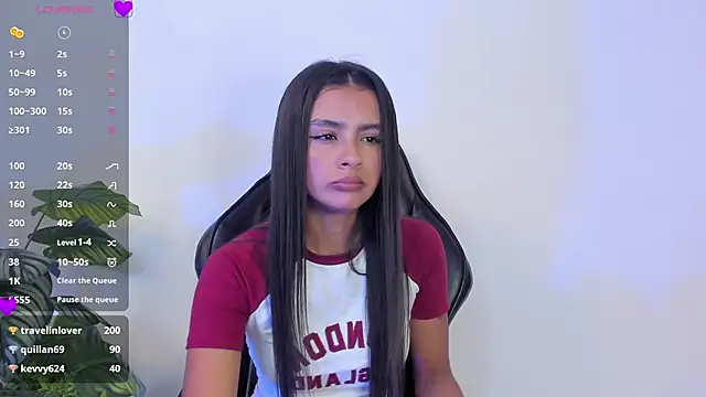 Snapshot of katia_foxxx_ chatting on 03.11.25 katia foxxx online show from 03.11.25