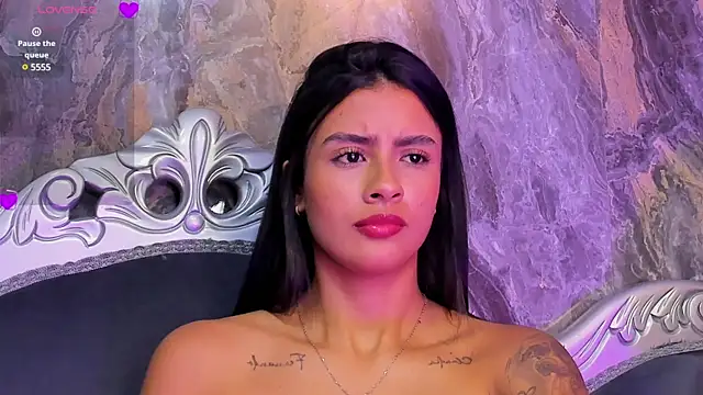 Snapshot of katia_foxxx_ chatting on 03.17.25 katia foxxx online show from 03.17.25