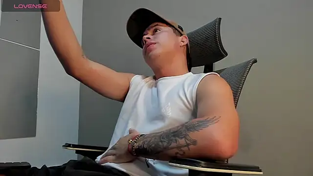 mattiwsmorris  online show from 12.02.25