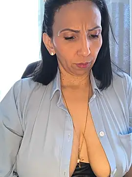 Snapshot of Mrsvictoriaaa chatting on 07.18.26 Mrsvictoriaaa online show from 07.18.26