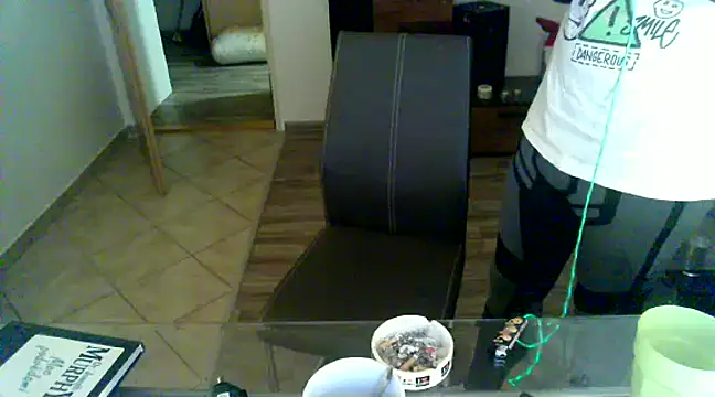 Snapshot of VickyDevilEU chatting on 12.07.24 VickyDevilEU online show from 12.07.24