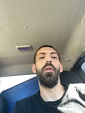 Snapshot of QueenM3 chatting on 09.10.25 QueenM3 online show from 09.10.25