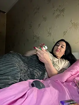 Naughtbaby 2025 online show from 02.06.26