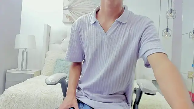 Snapshot of Johann_sex chatting on 05.26.26 Johann sex online show from 05.26.26