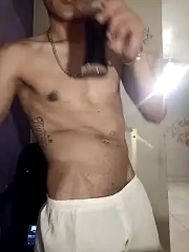 LeonRoots online show from 02.04.26