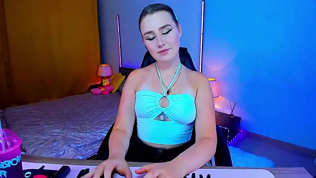 Snapshot of Sofia_beautifuul chatting on 06.28.26 Sofia beautifuul online show from 06.28.26
