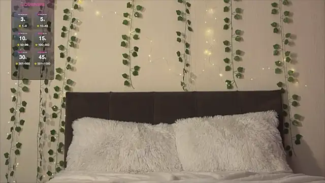 Asian Vi online show from 11.20.25