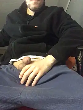 Snapshot of BaltacZ chatting on 02.25.25 BaltacZ online show from 02.25.25