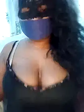Snapshot of Crazy_Dilu chatting on 02.19.25 Crazy Dilu online show from 02.19.25